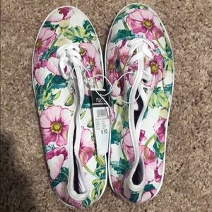 Rue 21 floral sneakers